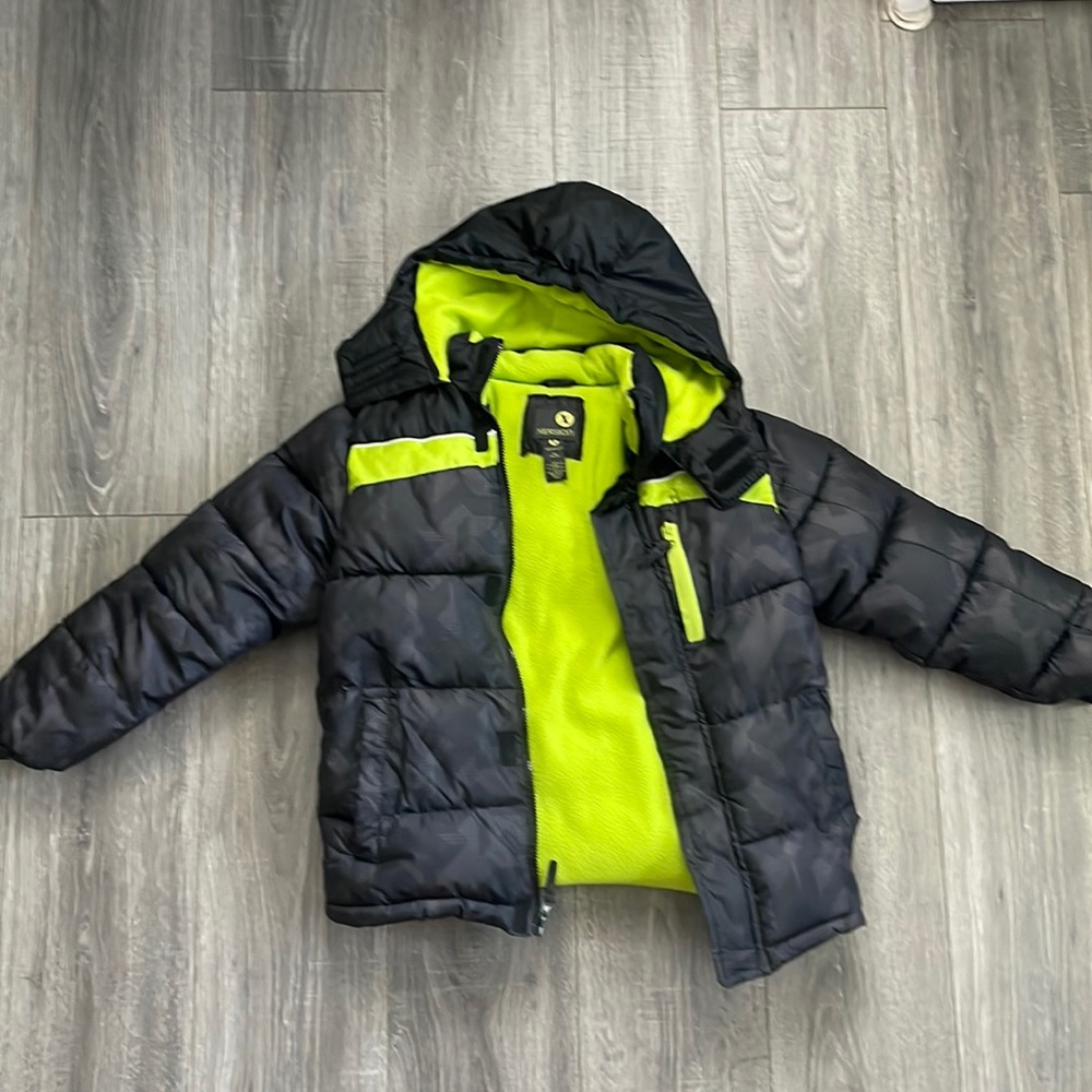 Xersion Winter Coat Boys Medium 10/12